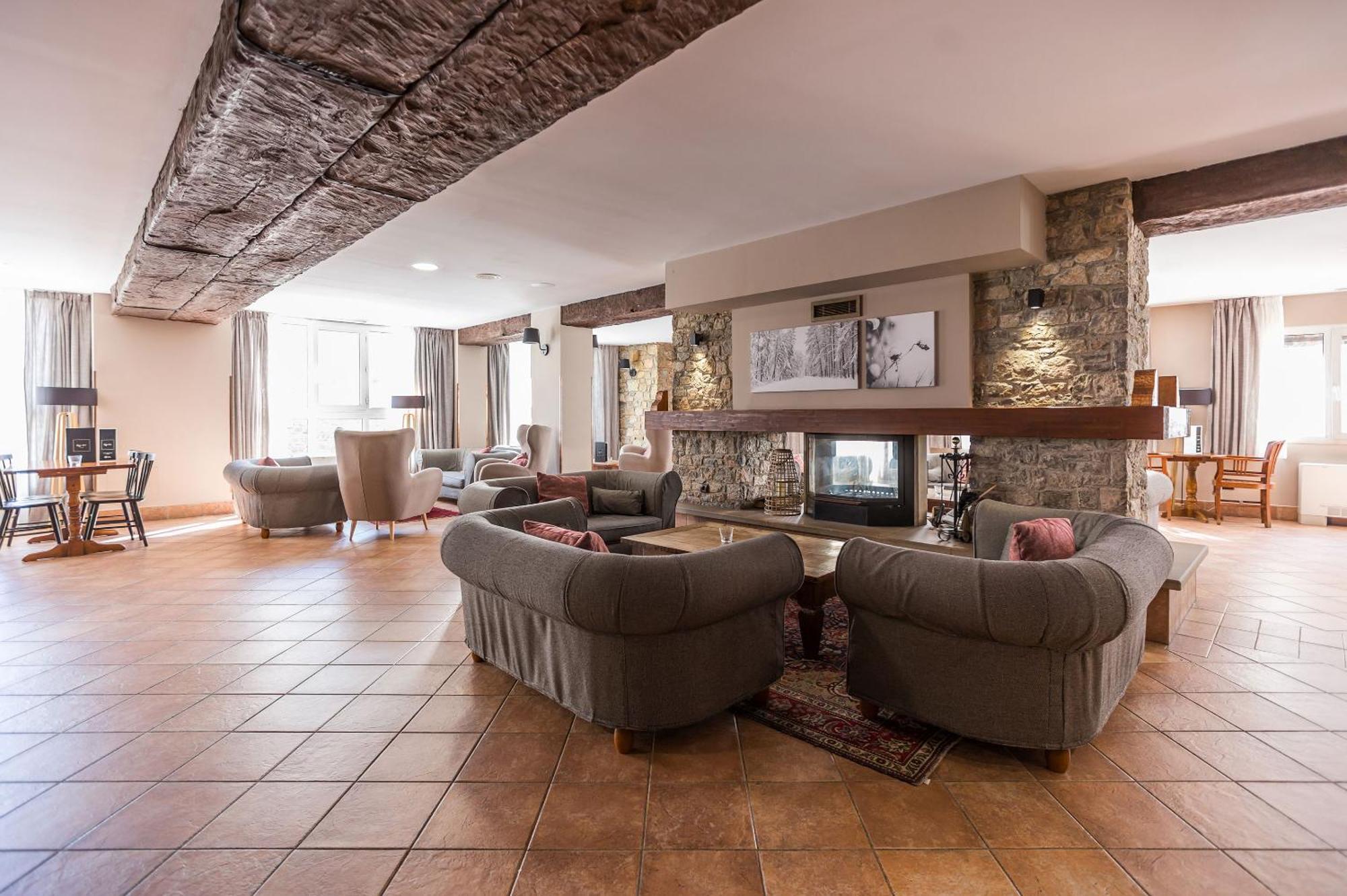 Hotel Grand Pas Pas De La Casa Dış mekan fotoğraf